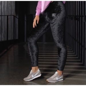 Nike Velvet Leggings Womens Xl 